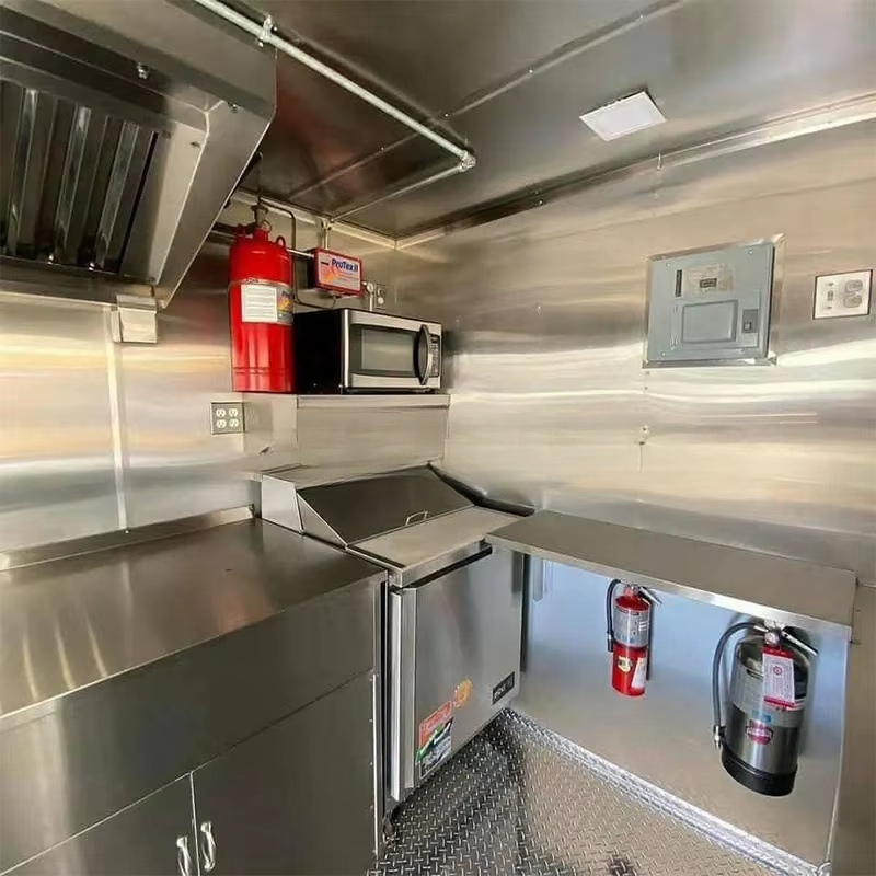Mobile Food Truck / Food Trailer with Full Kitchen Equipment