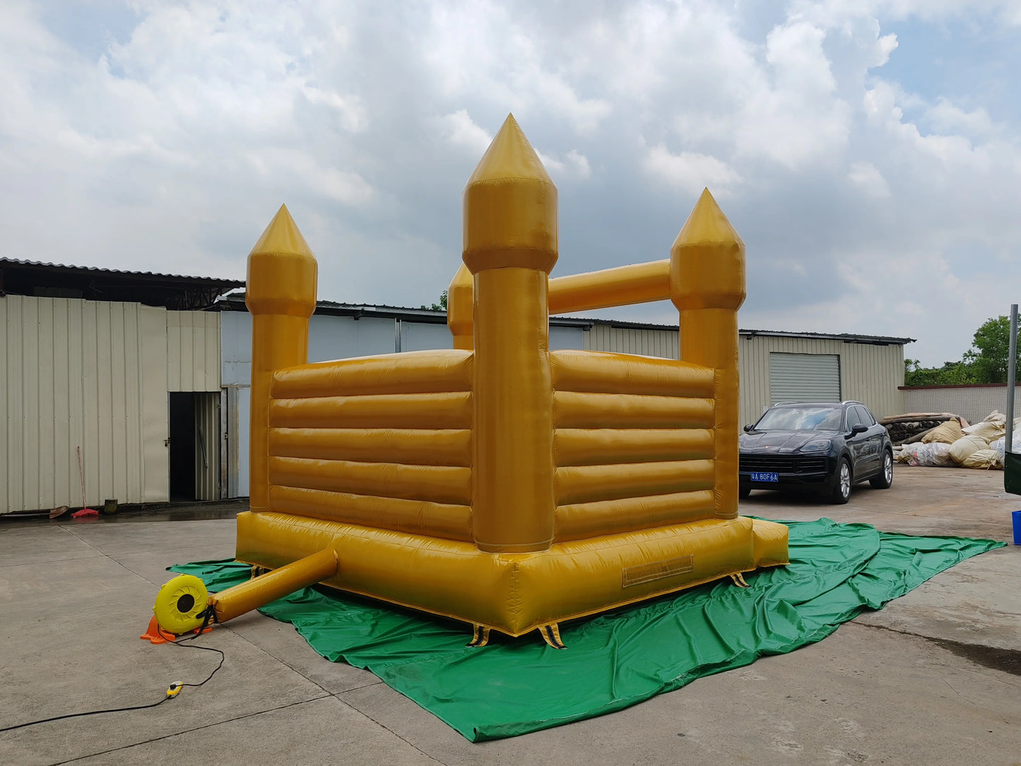 Large Golden Bounce House, 15Ft Outdoor Inflatable White Bounce House Castle for Kids Party Wedding Family Jumping Castle Slide