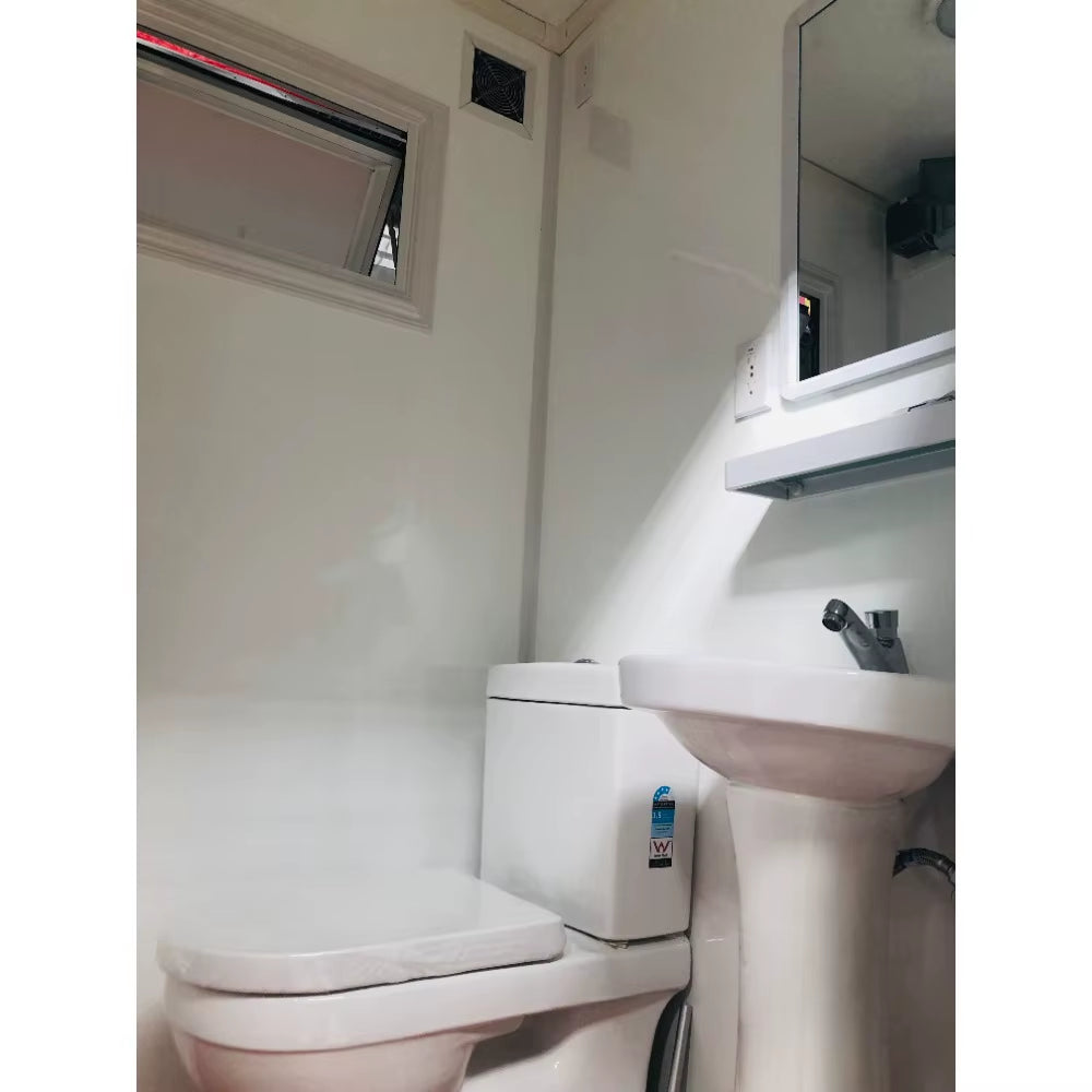 New Model Prefabricated Toilets Outdoor Toilette Camping Mobile Portable Chemical Toilet for Sale Portable Trailer