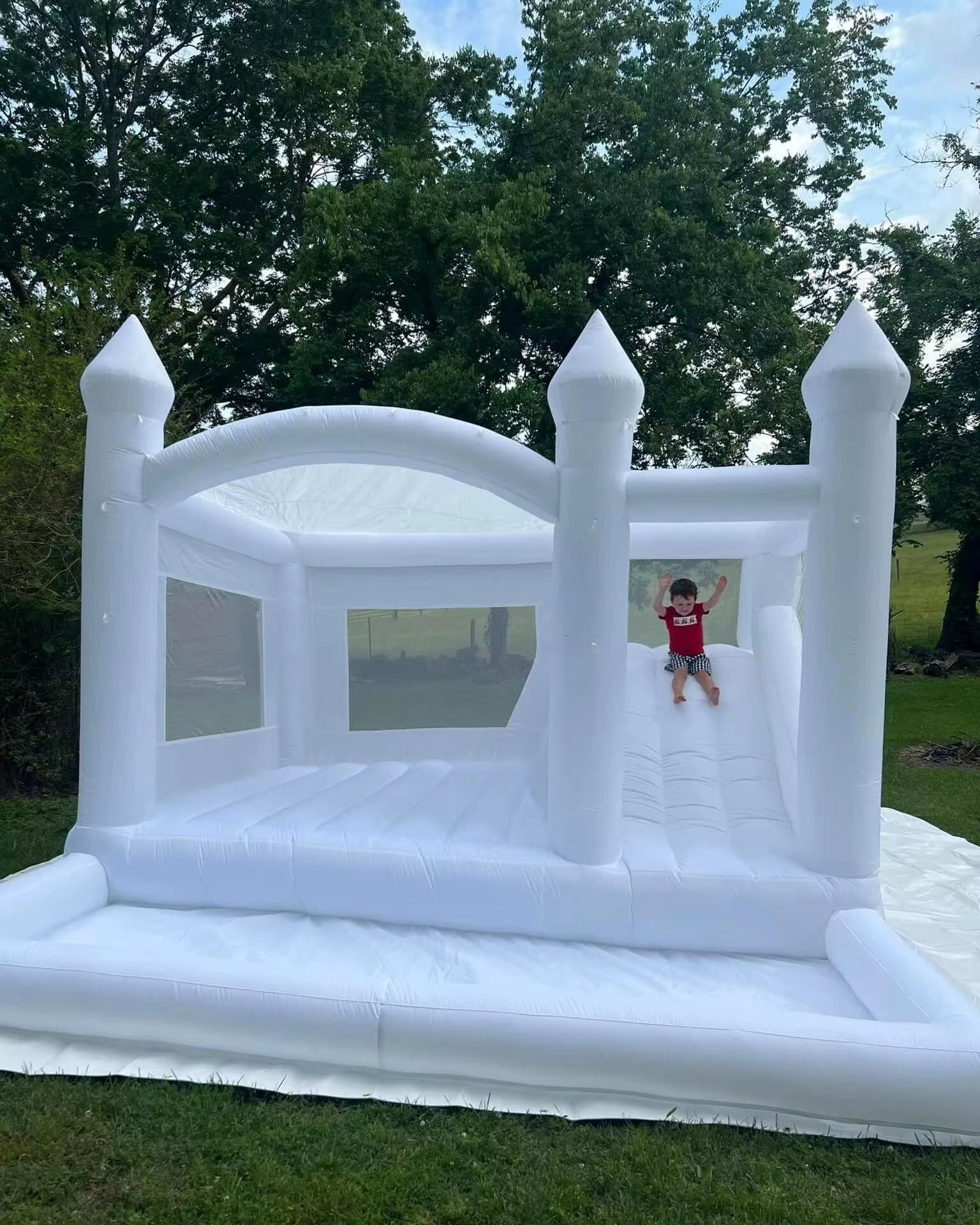 Houses Infinflatable with Slide 15Ft White Bounce Jumper Bouncy Castle Oxford Wedding Tent for Party Backyard
