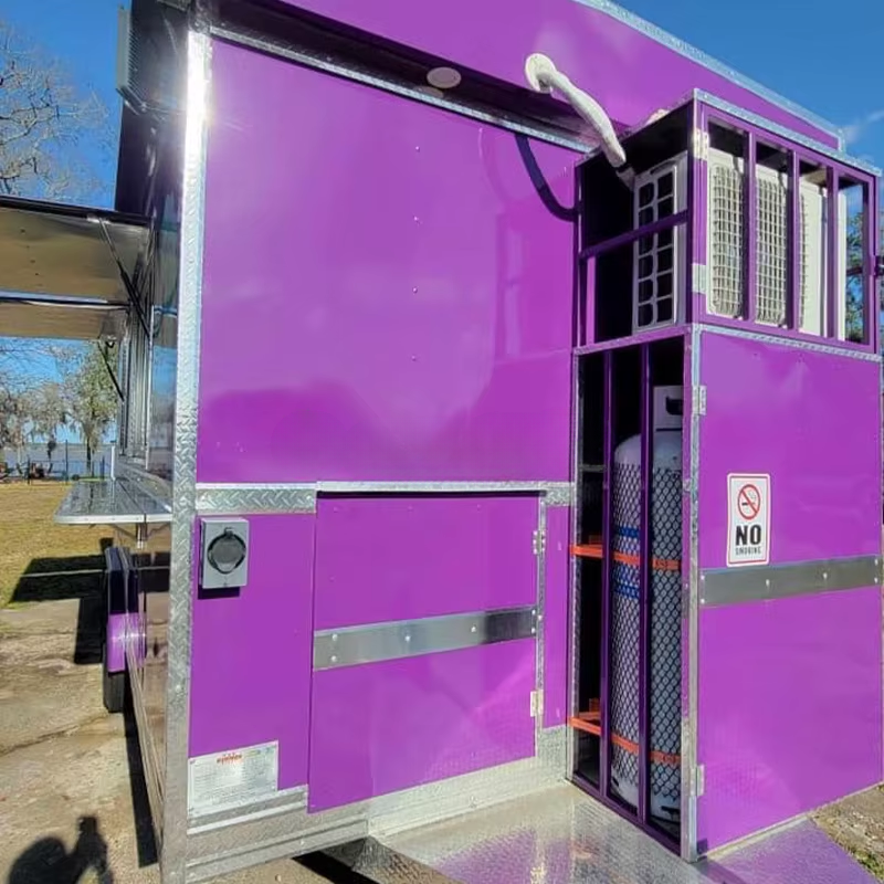 Mobile Food Truck / Food Trailer with Full Kitchen Equipment